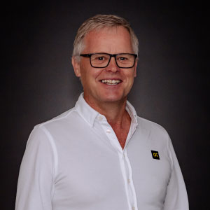 Newo Mitarbeiterfoto Helmut Huber Newo Mitarbeiterfoto Helmut Huber